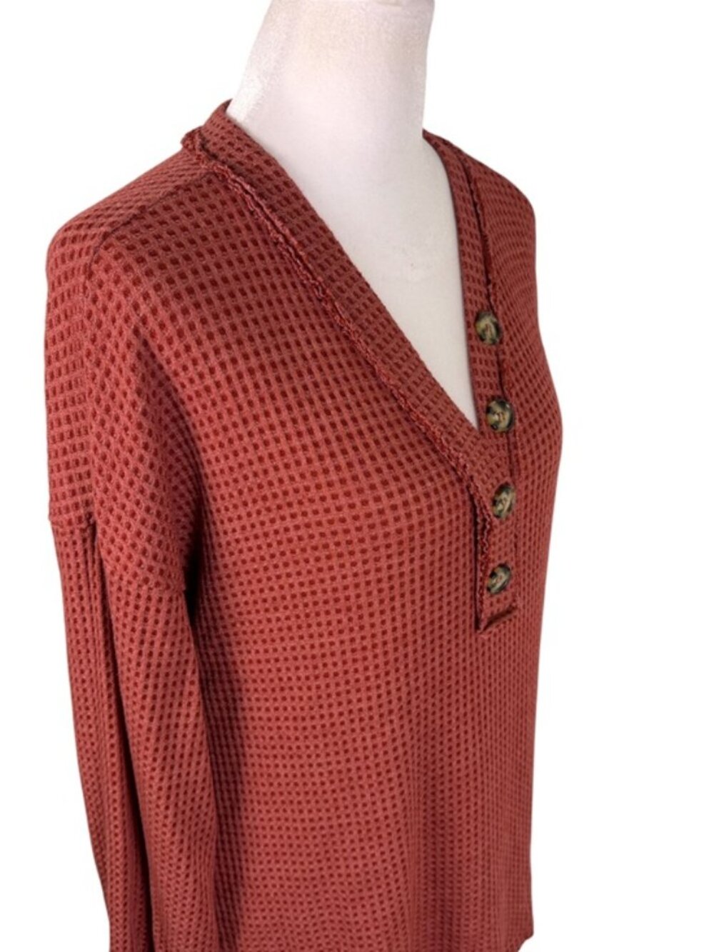 Hailey & Co Rust Waffle Knit Henley Long Sleeve Top Size M - Picture 4 of 10